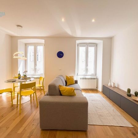 Cassa Di Risparmio 11 Tirabora Short Rent Трієст Екстер'єр фото