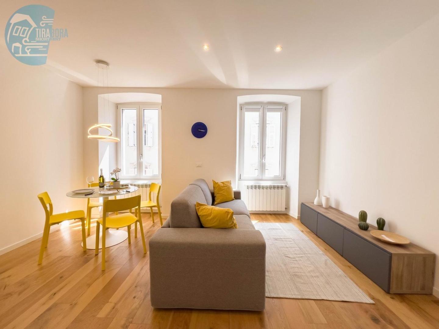 Cassa Di Risparmio 11 Tirabora Short Rent Трієст Екстер'єр фото